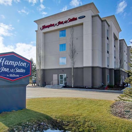Hampton Inn & Suites Red Deer Penhold Luaran gambar