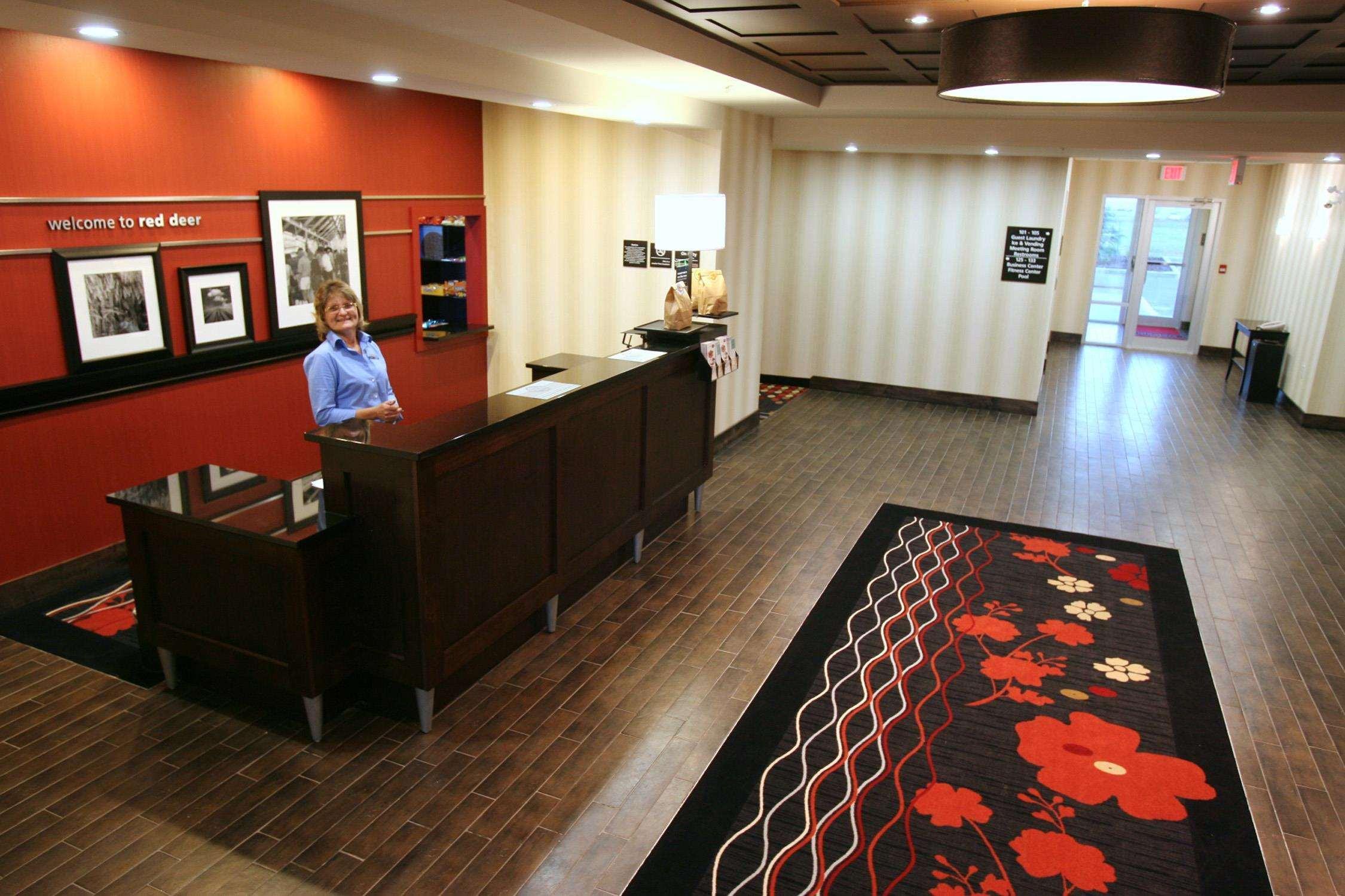 Hampton Inn & Suites Red Deer Penhold Dalaman gambar