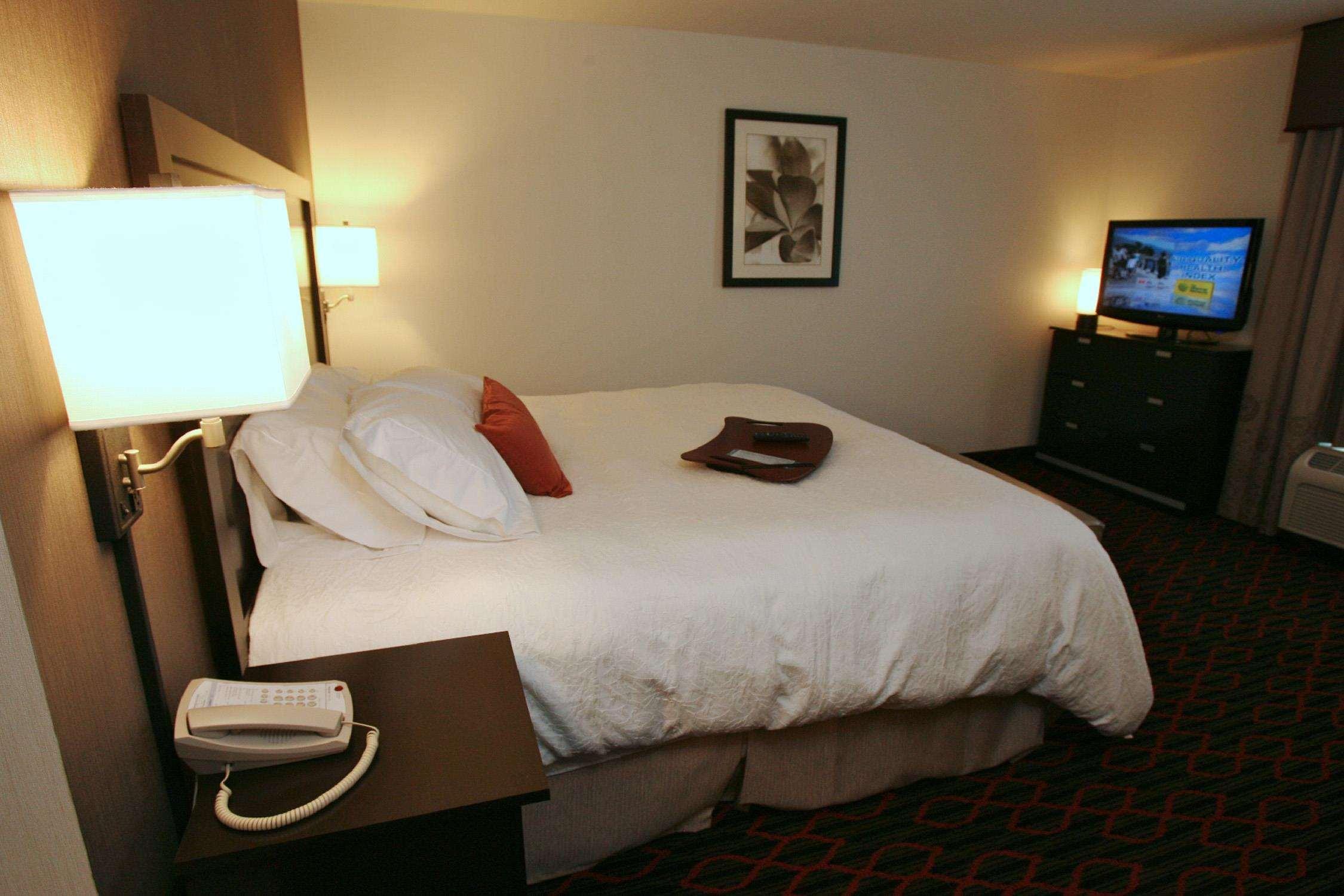 Hampton Inn & Suites Red Deer Penhold Bilik gambar